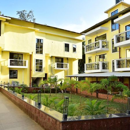 Hotel Max Lords Plaza Varca Exterior foto