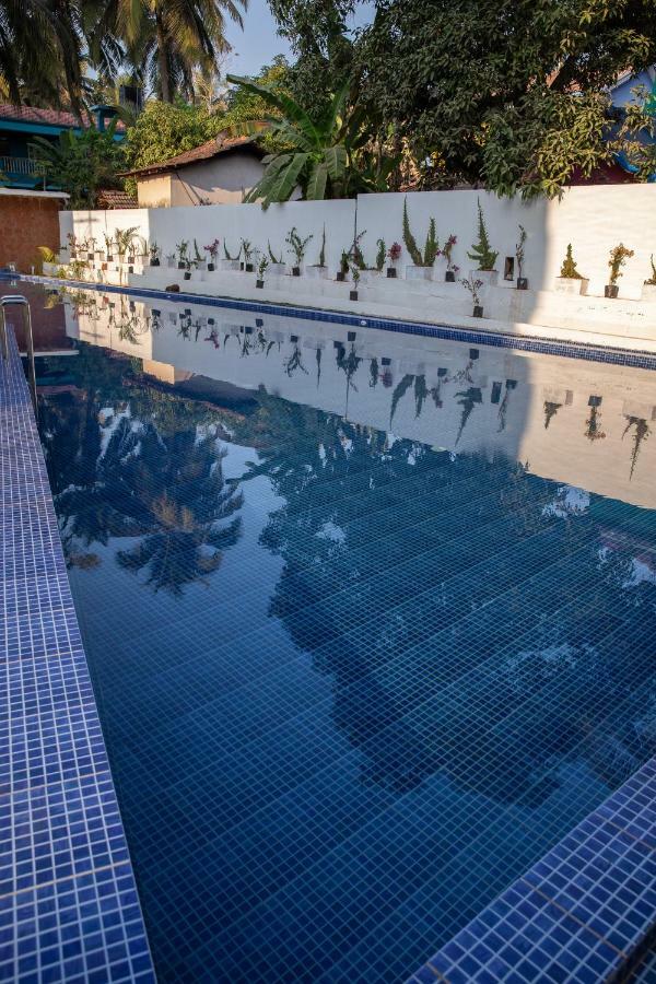 Hotel Max Lords Plaza Varca Exterior foto